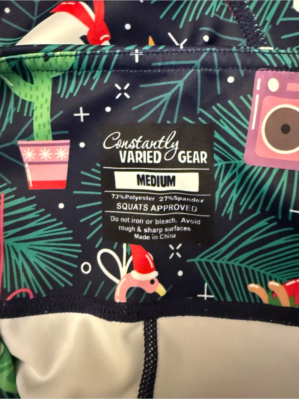 NWOT Constantly Varied Gear Holiday Magic Capri Leggings - Picture 3 of 3